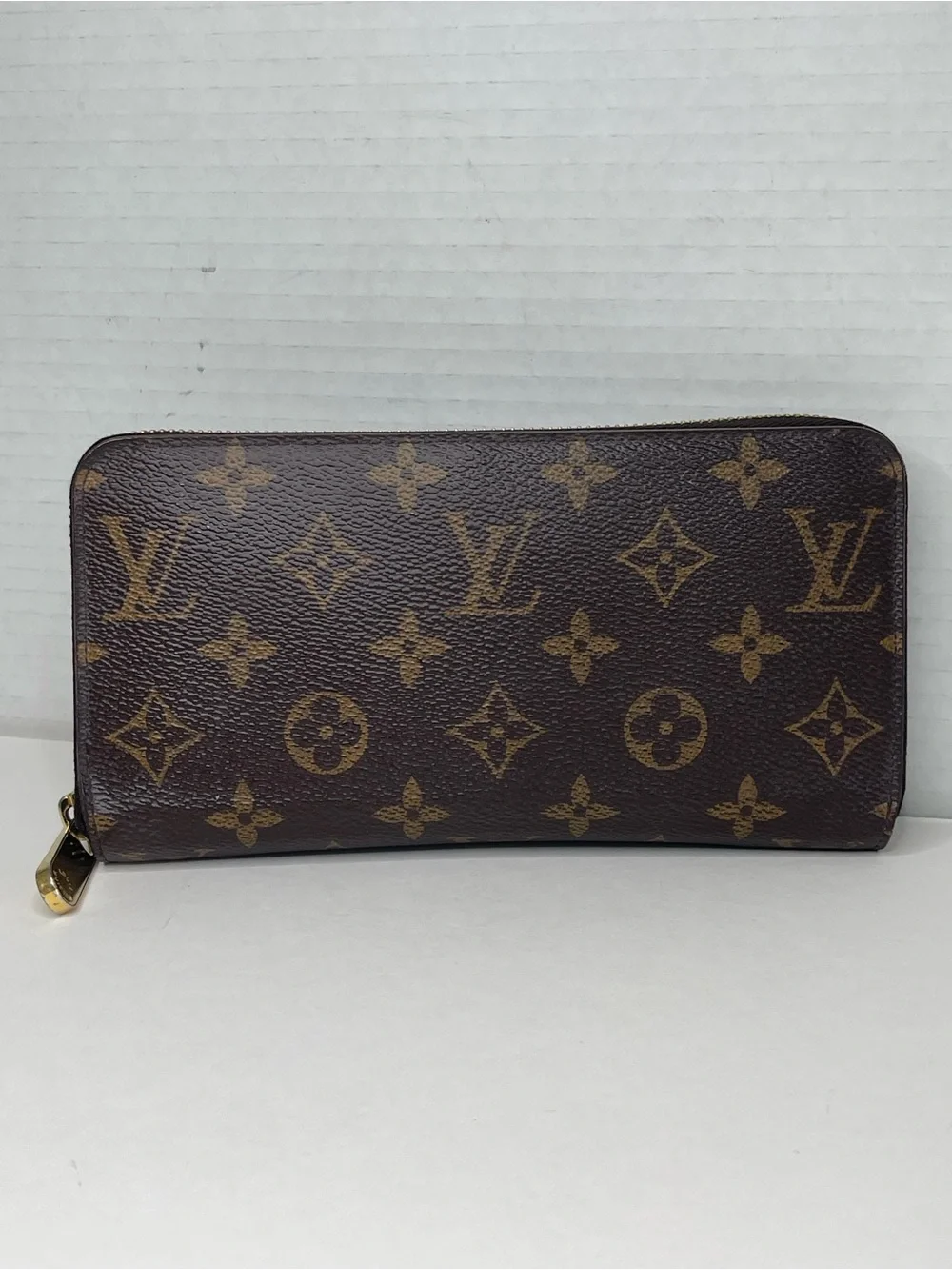 Louis Vuitton iconic louis